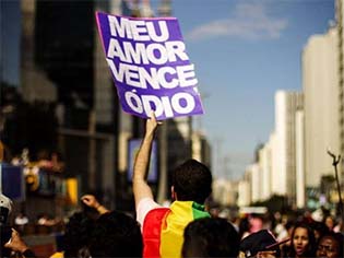 http://assets2.exame.abril.com.br/assets/images/2015/6/538145/size_810_16_9_parada-gay-avenida-paulista.jpg
