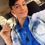 http://atarde.uol.com.br/brasil/noticias/1830380-mae-e-presa-suspeita-de-matar-filho-homossexual-esfaqueado